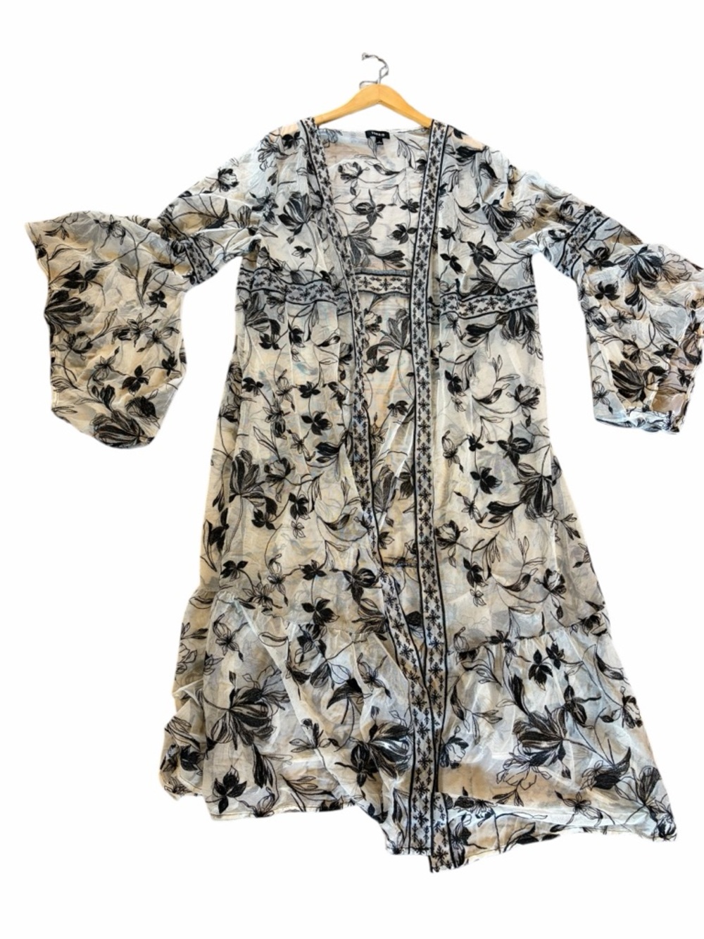 Torrid Embroidered Lace Mesh Kimono White & Black Sasha Floral Lingerie - Picture 8 of 16